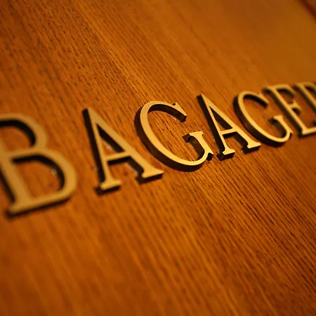 Hotel Beaubourg 3*