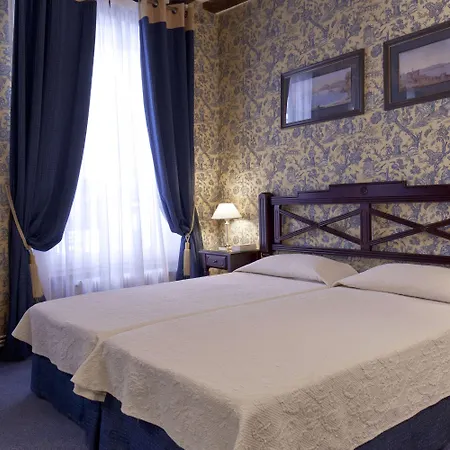 Hotel Beaubourg
