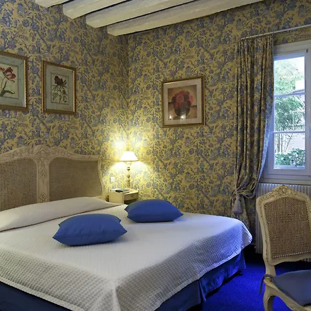 Hotel Beaubourg 3*