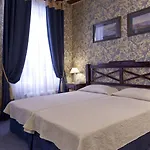 Hotel Beaubourg