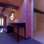 Beaubourg Hotel