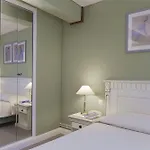 Hotel Beaubourg