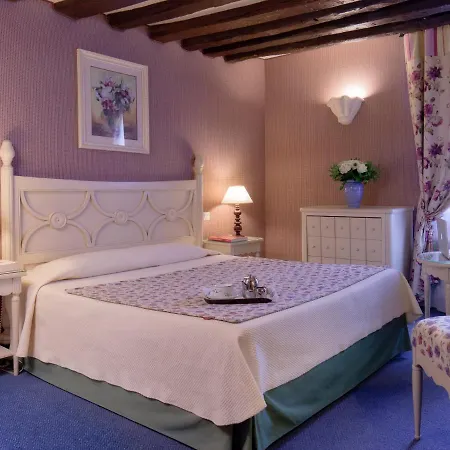 Beaubourg Hotel 3*