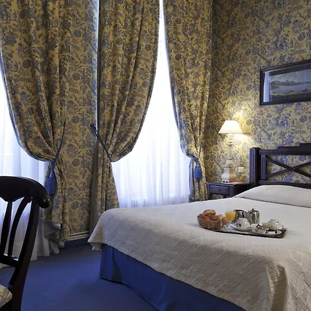 Hotel Beaubourg